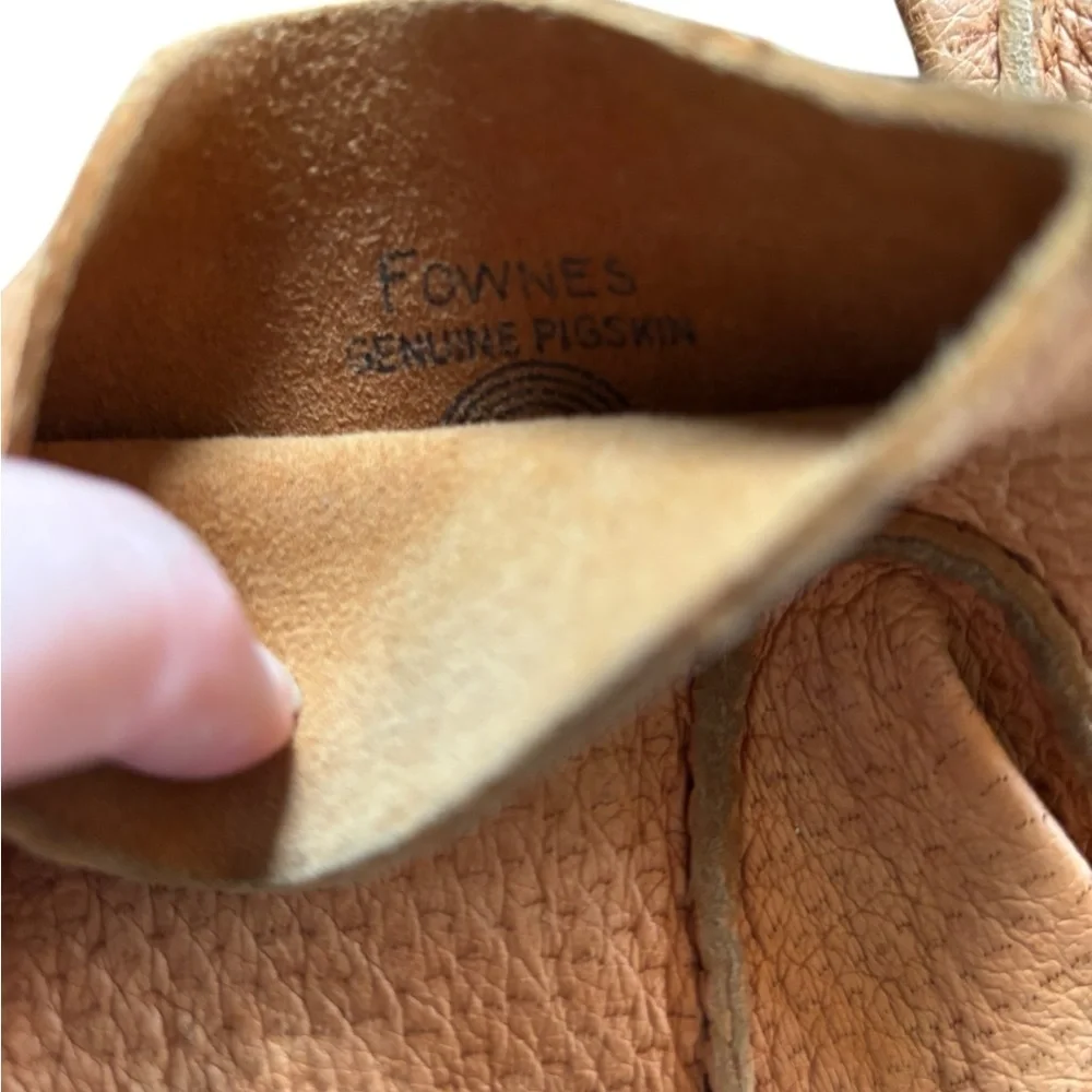 Fownes Genuine Pig Skin Driving Gloves Size 8 1/2 Brown Hand Stitched Casual VTG